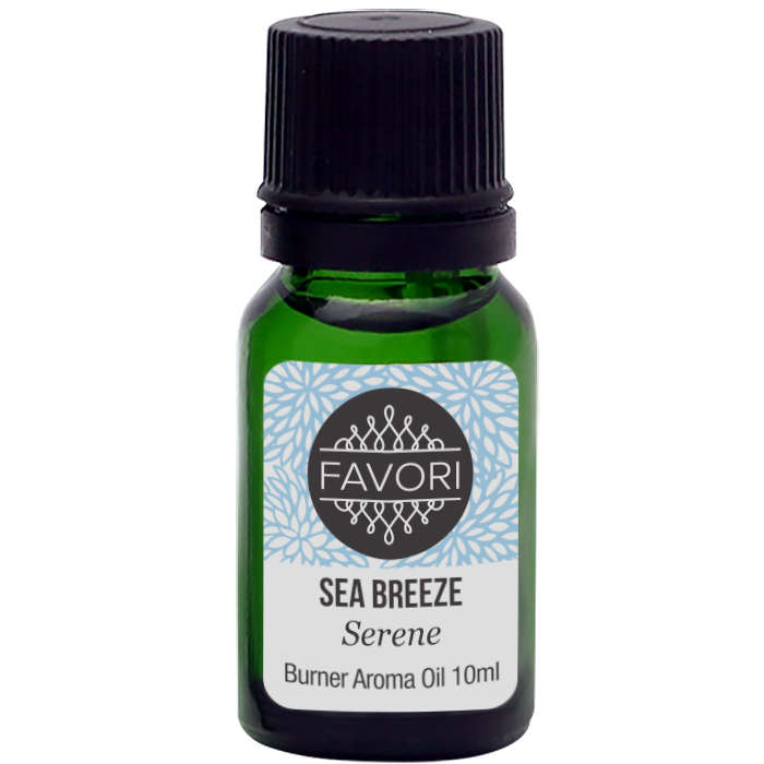 A bottle of FAVORI Scents Sea Breeze Burner Aroma Oil, 10ml.