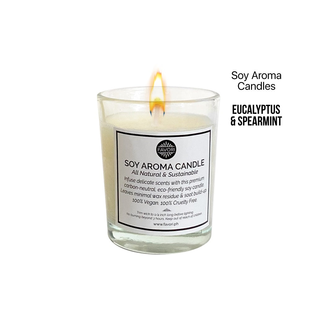 A FAVORI Scents Eucalyptus & Spearmint Soy Aroma Candle (SAC), labeled as vegan and cruelty-free.