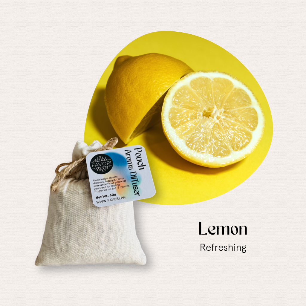 A halved lemon with a FAVORI Scents PAD linen pouch—perfect for aroma diffusers.