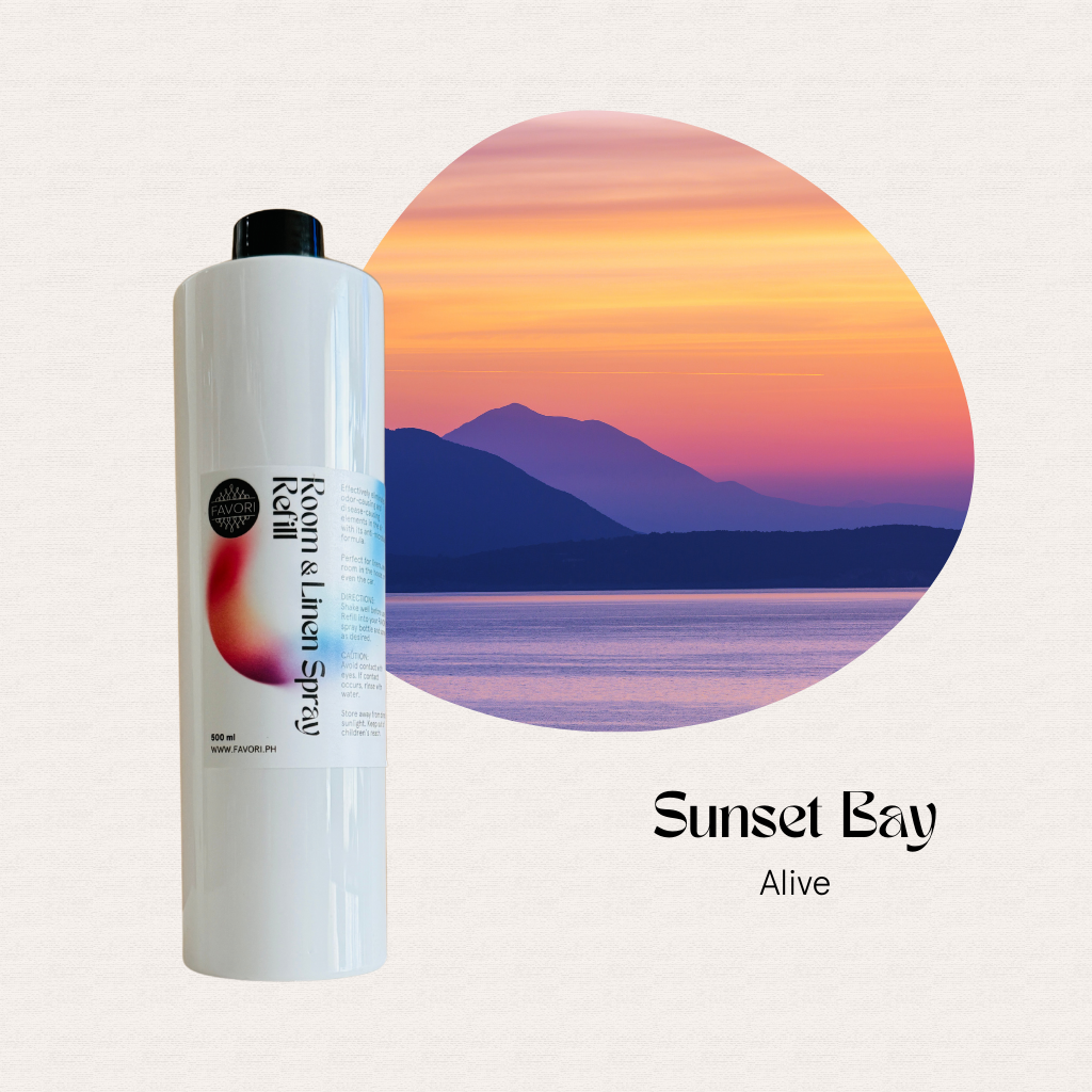 FAVORI Scents Refill – Regular Room & Linen Air Spray 500ml, bottle with sunset bay design in front.