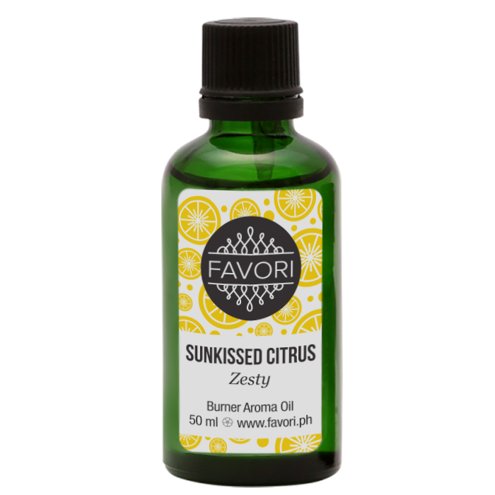 A bottle of FAVORI Scents Sunkissed Citrus Burner Aroma Oil.