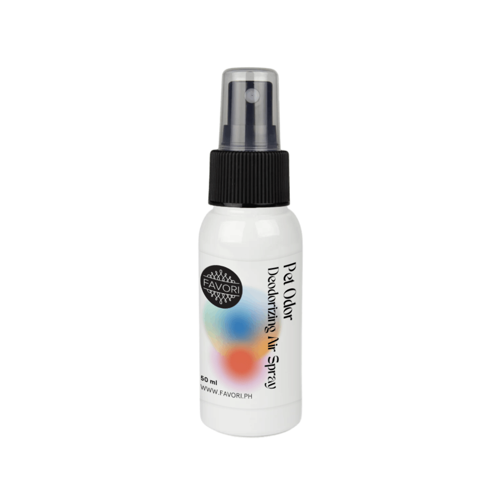 White spray bottle of FAVORI Scents Pet Odor Deodorizing Air Spray (AS) with black spray cap.