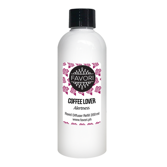 A white bottle labeled "FAVORI Coffee Lover RDR refill 200ml" with a pink and black design.